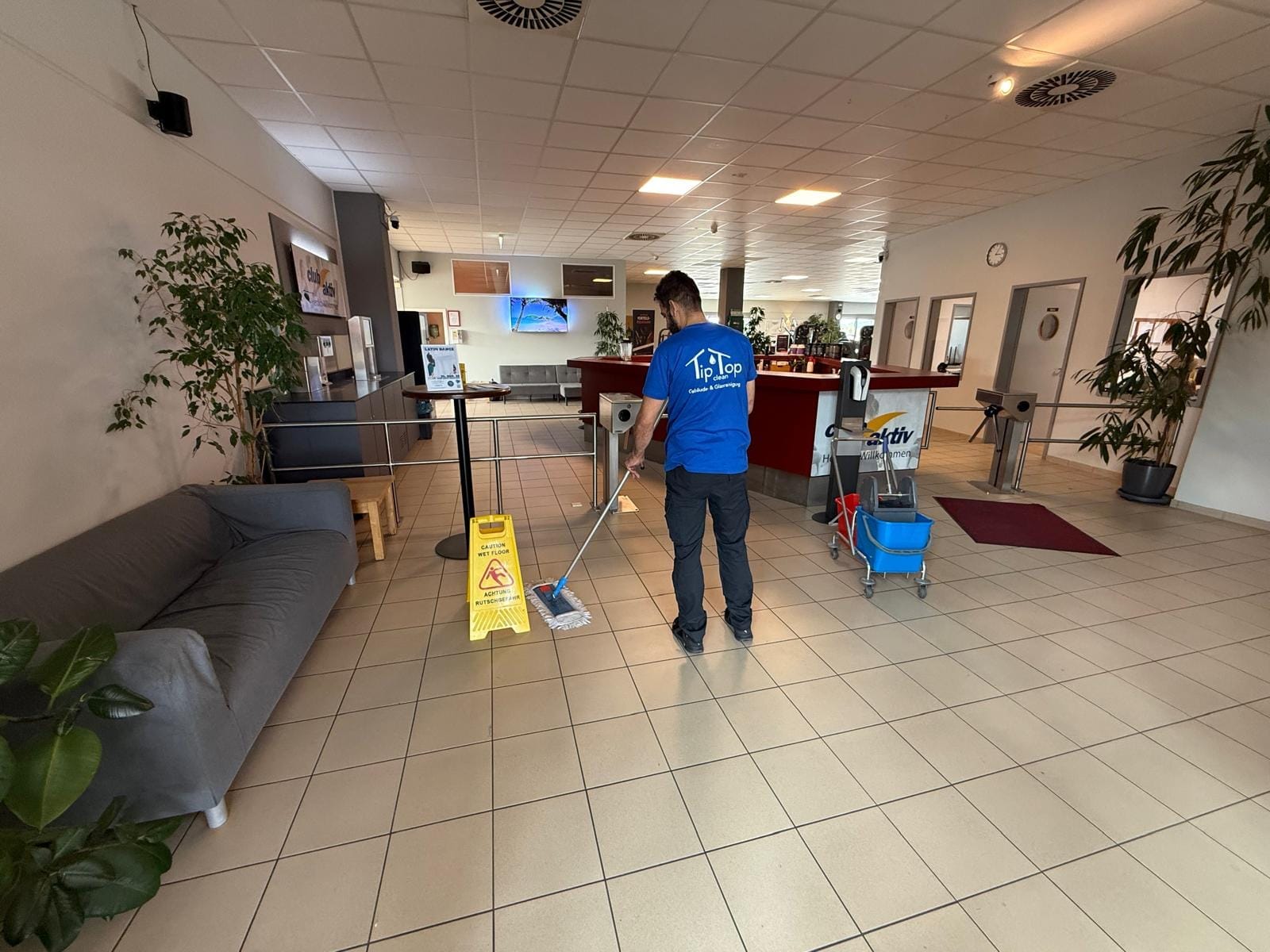 Reinigungsfirma Gebäudereinigung Gebäudereinigung Tuttlingen